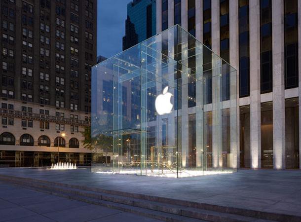 Apple reabre su icónica tienda del cubo de cristal en Nueva York - Imagen 2